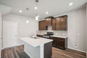 Houston - Pine Lake Cove - 18560 Meadow Point Ln, Montgomery, TX 77356 - 011