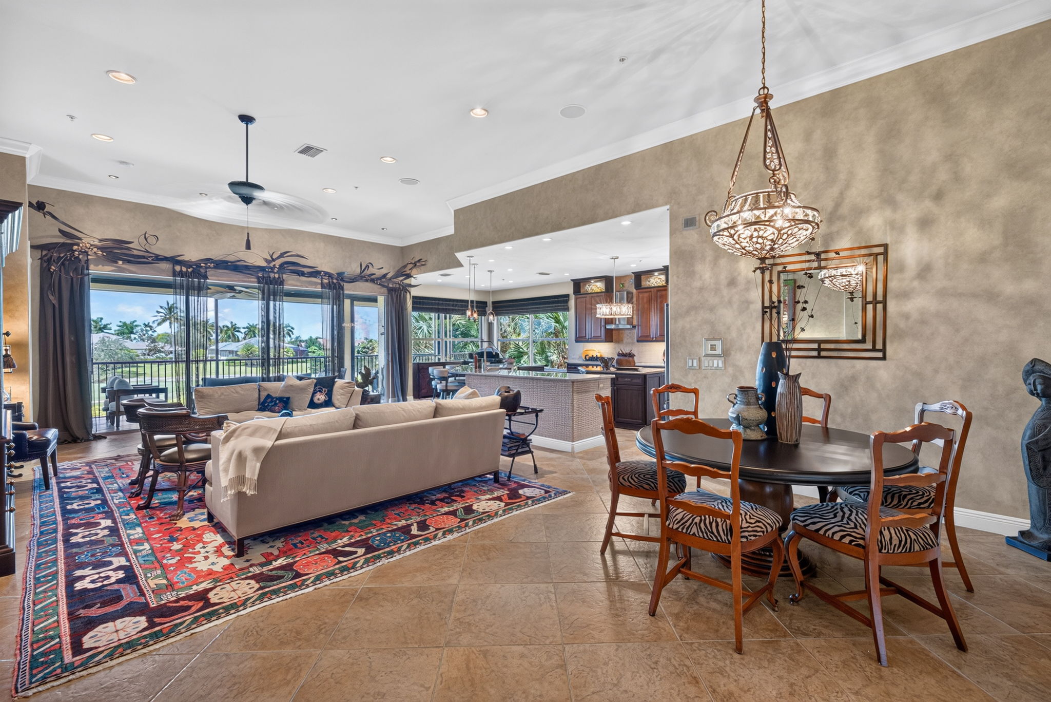 Dining Room 2 of 3