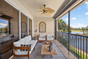 Lanai 3 of 5