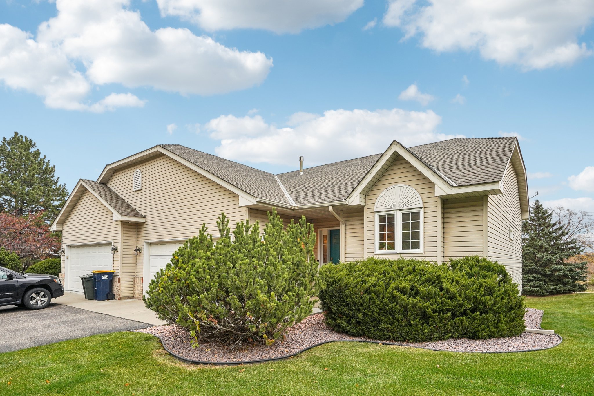 Euclid Path-S0811-002.jpg