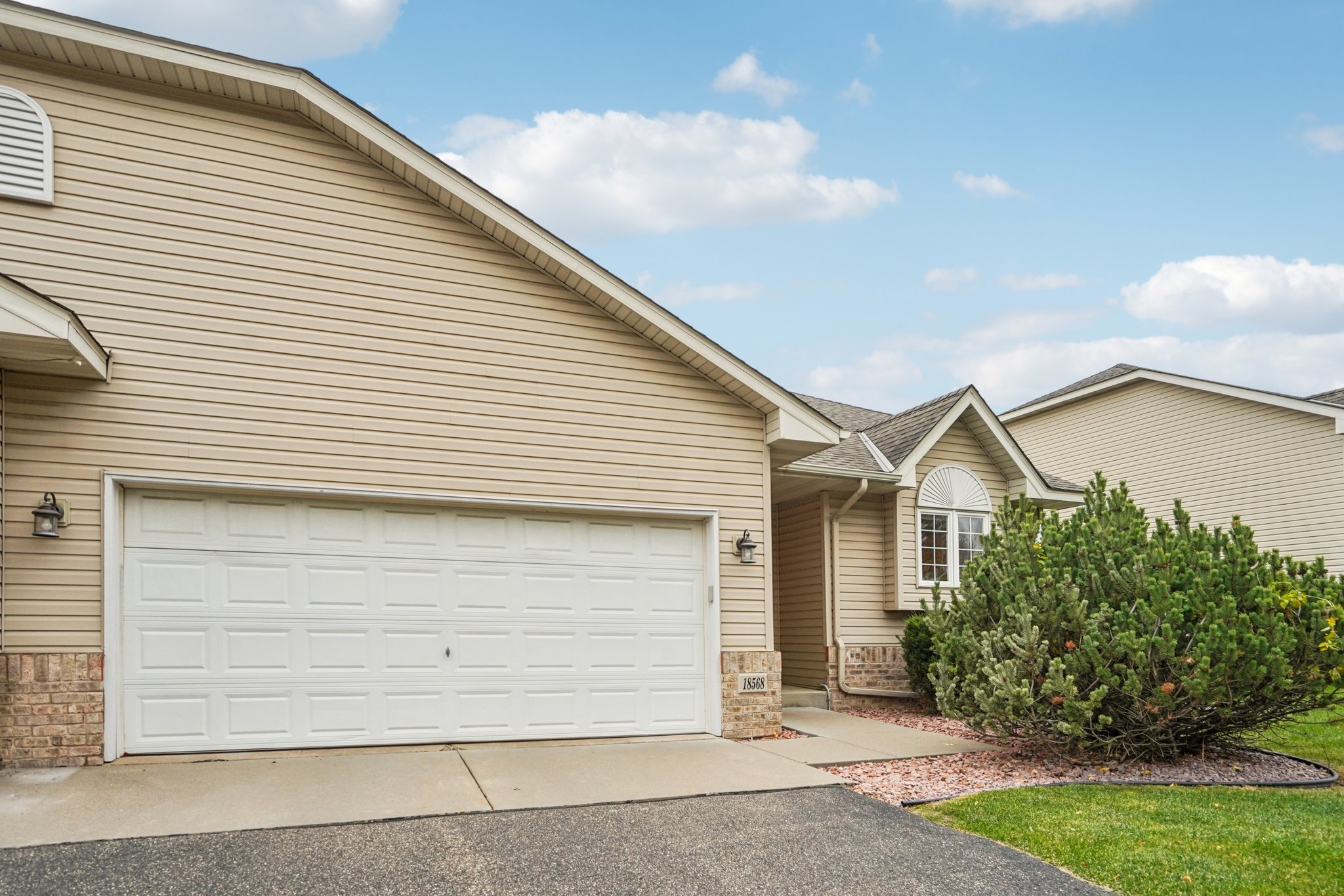 Euclid Path-S0811-003.jpg