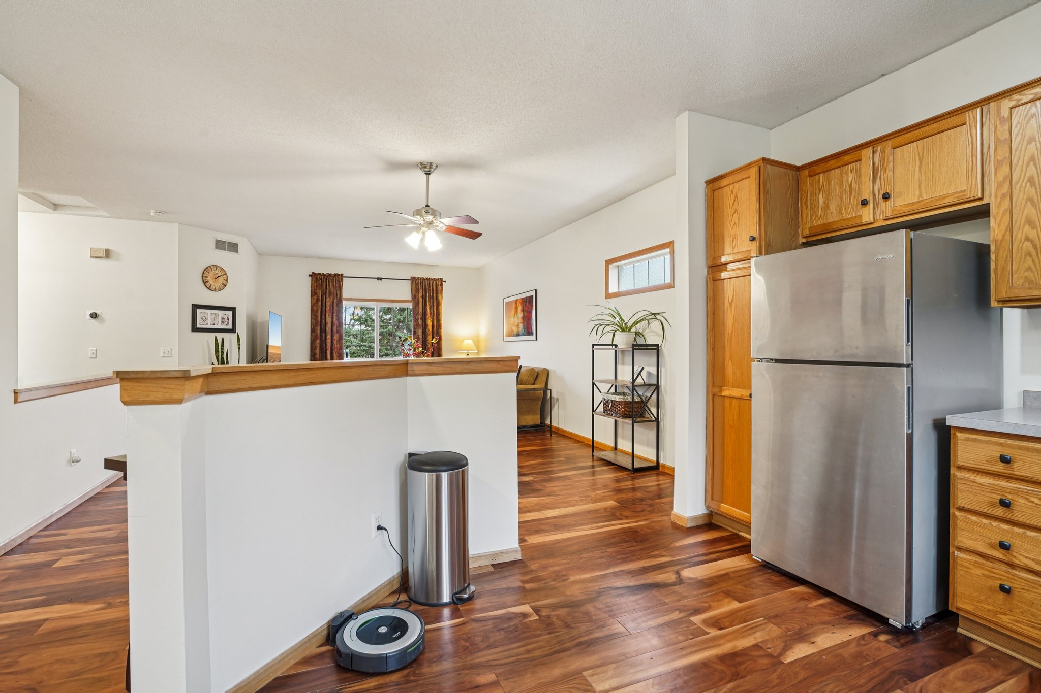 Euclid Path-S0811-014.jpg