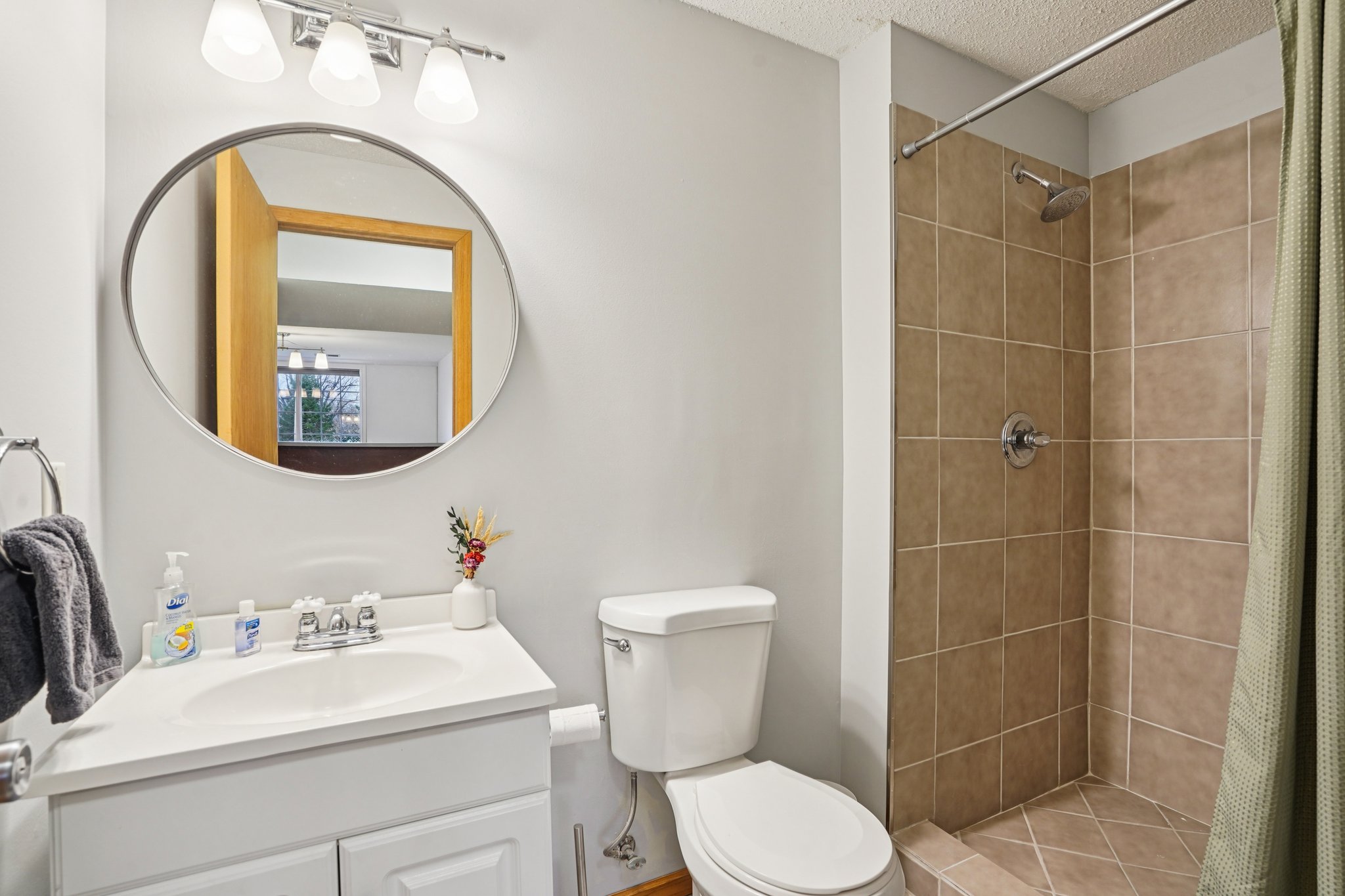 Euclid Path-S0811-030.jpg