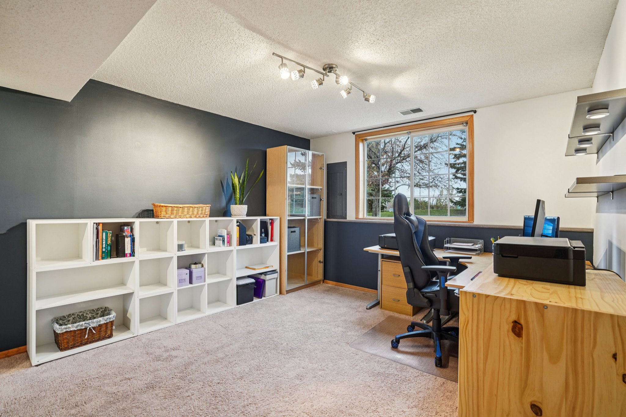 Euclid Path-S0811-031.jpg