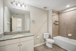 Obregan Dr-S1909-033.jpg