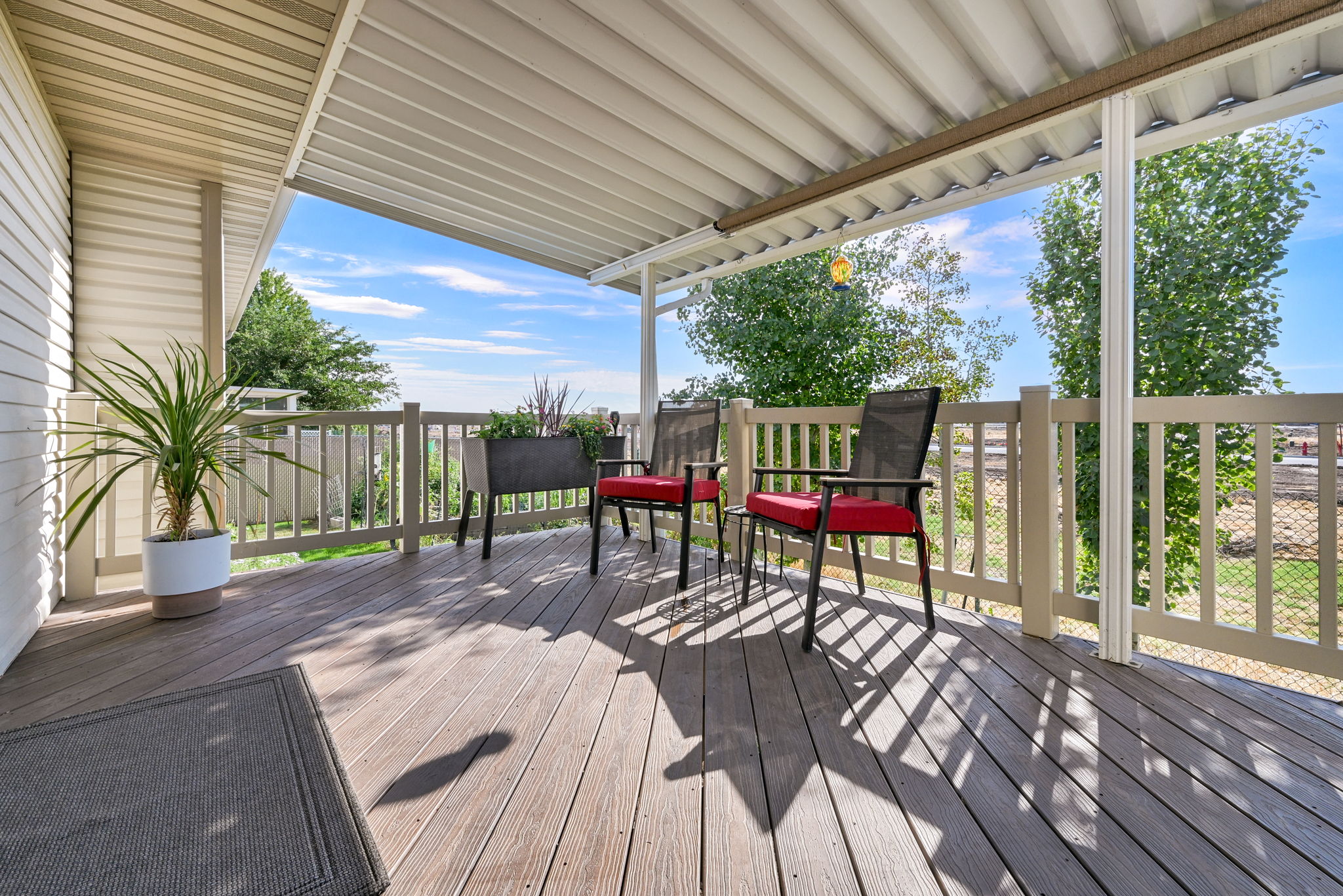  Photo 47