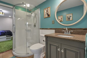  Photo 42