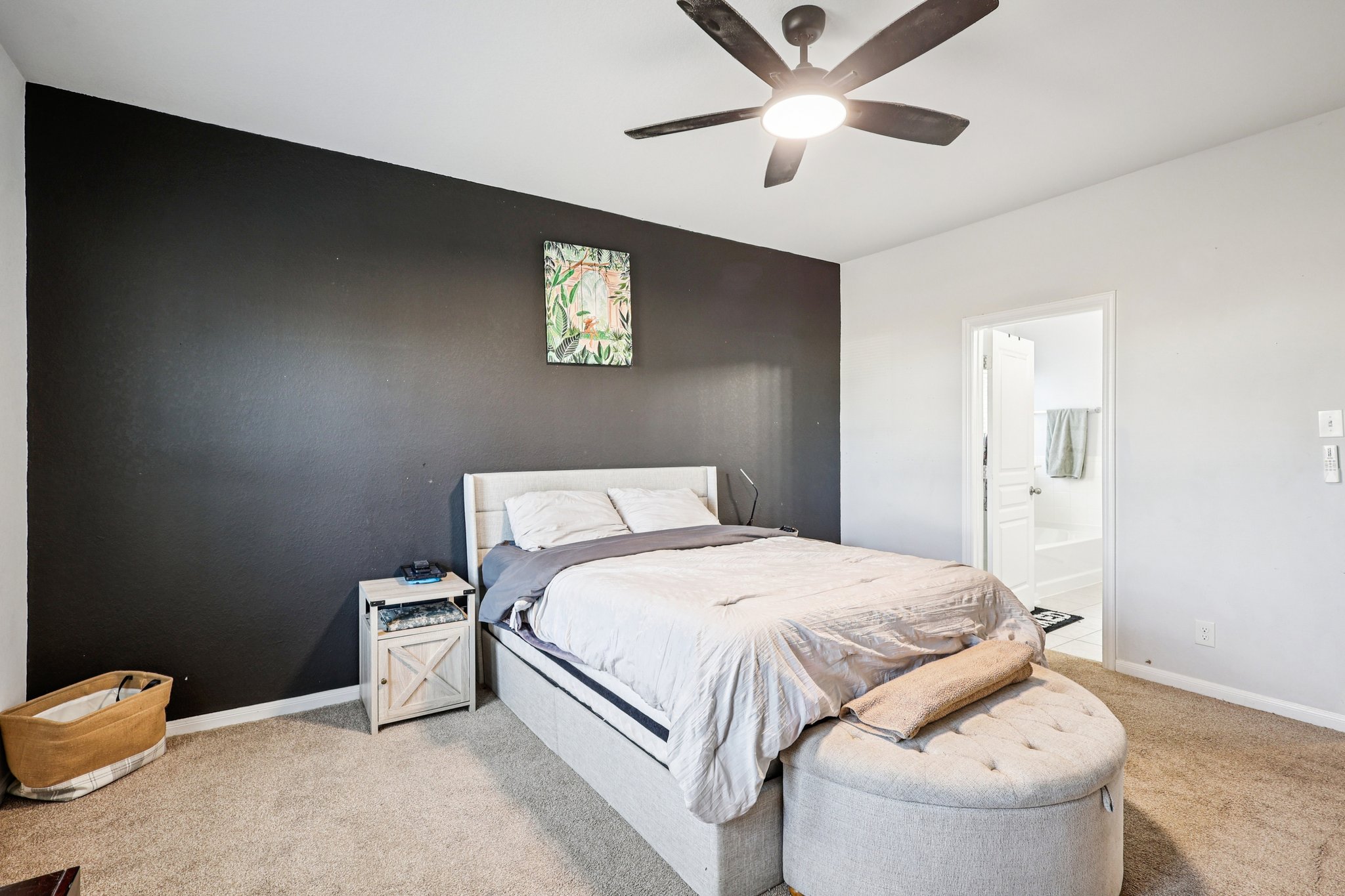 Legend Oaks Dr-S1611-017.jpg