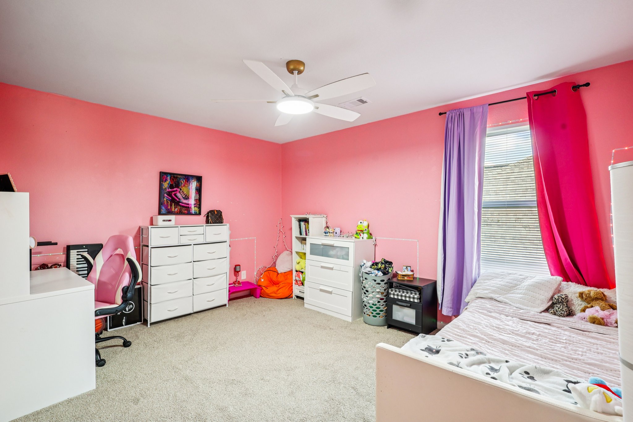 Legend Oaks Dr-S1611-029.jpg