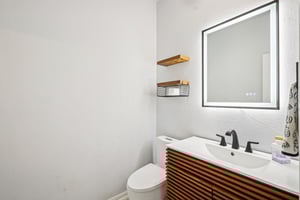 Legend Oaks Dr-S1611-021.jpg