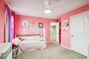 Legend Oaks Dr-S1611-030.jpg