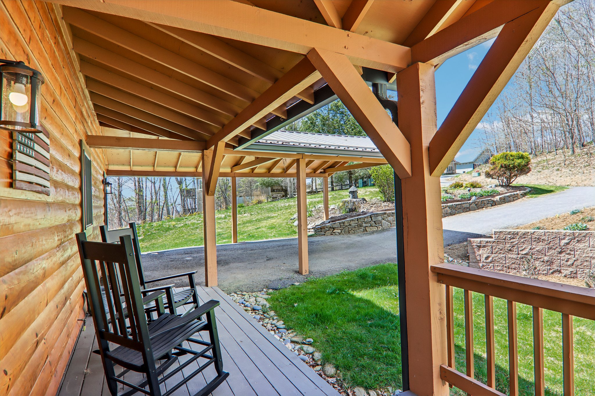 Cottage Ln-S2404-009.jpg