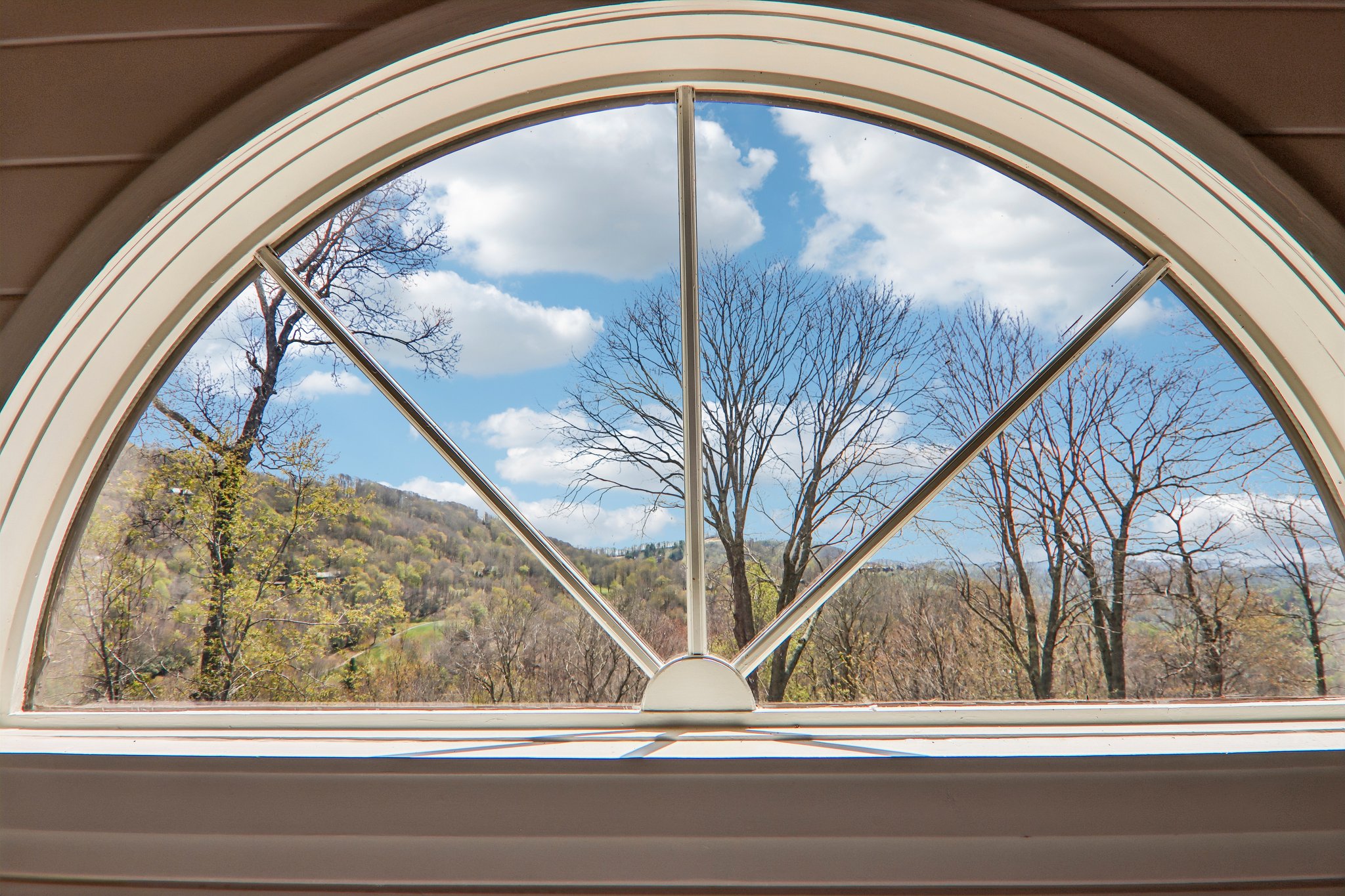 Cottage Ln-S2404-031.jpg