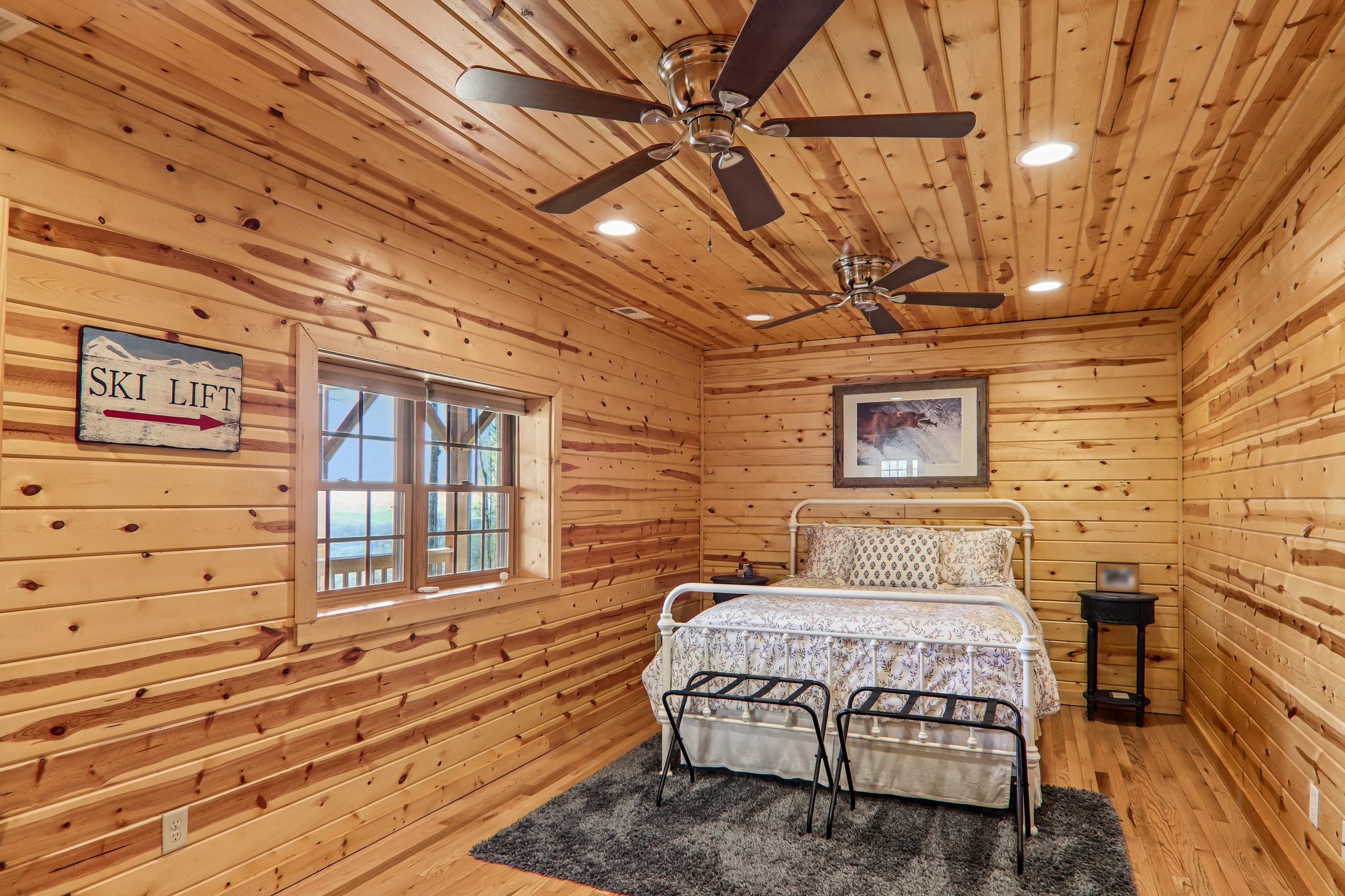 Cottage Ln-S2404-042.jpg