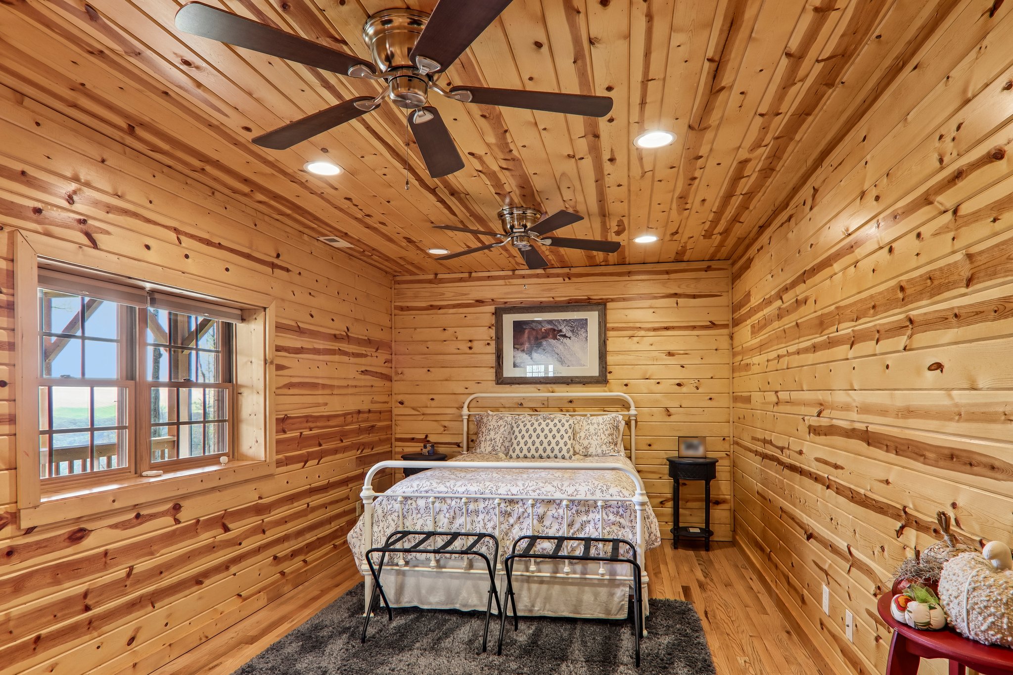 Cottage Ln-S2404-043.jpg