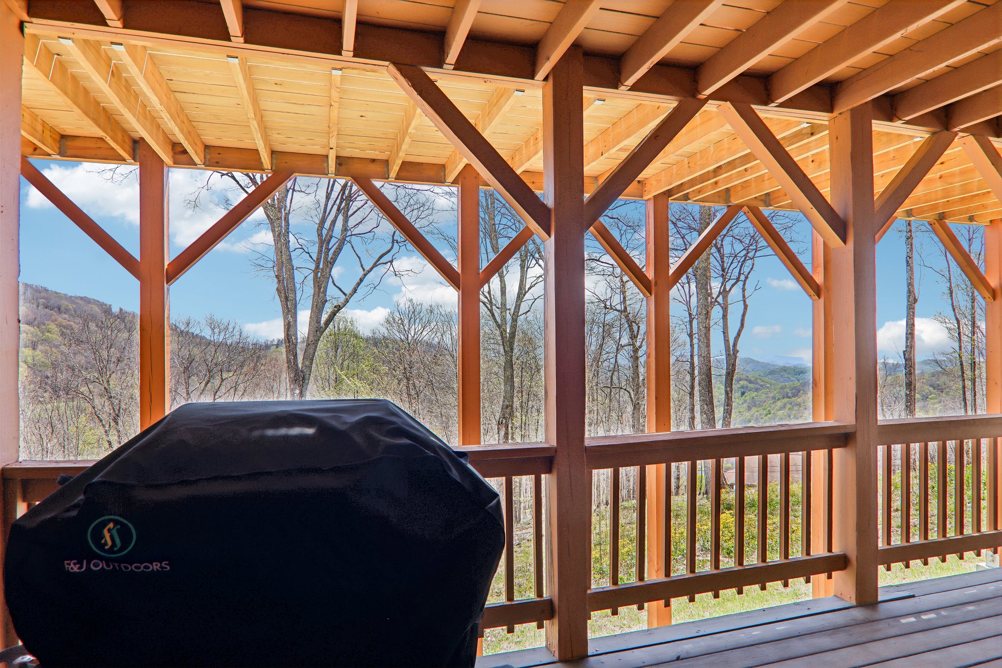 Cottage Ln-S2404-051.jpg