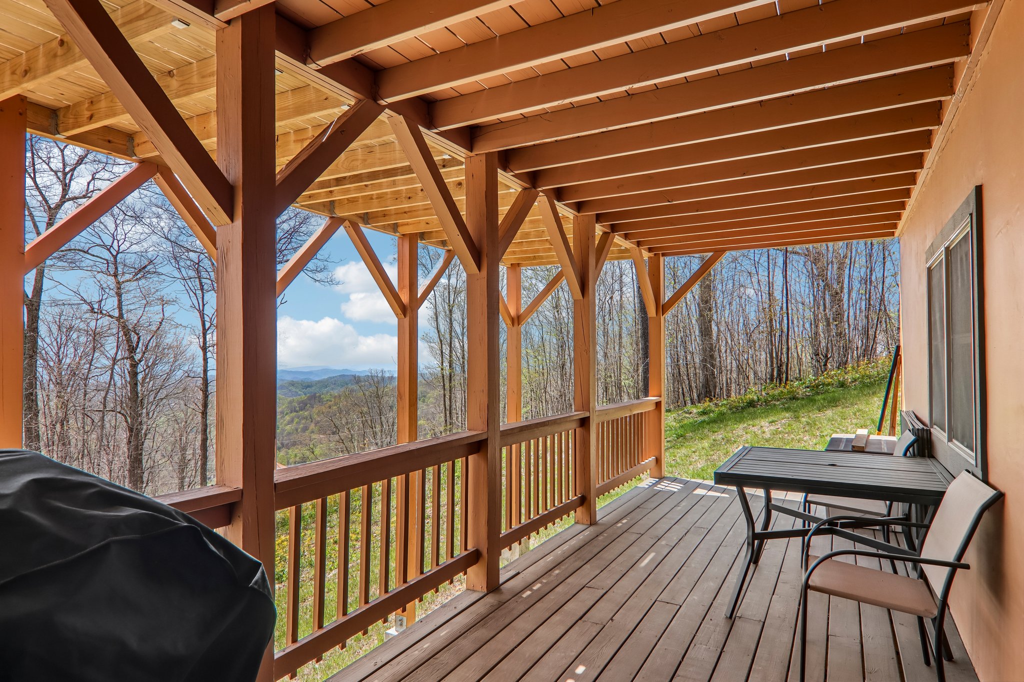 Cottage Ln-S2404-052.jpg