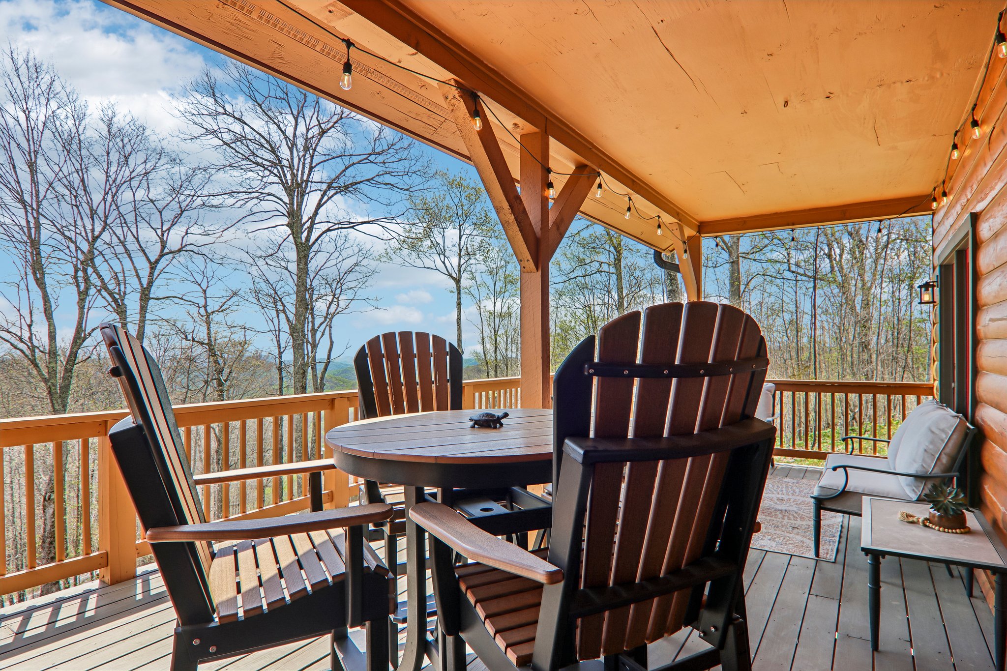 Cottage Ln-S2404-053.jpg