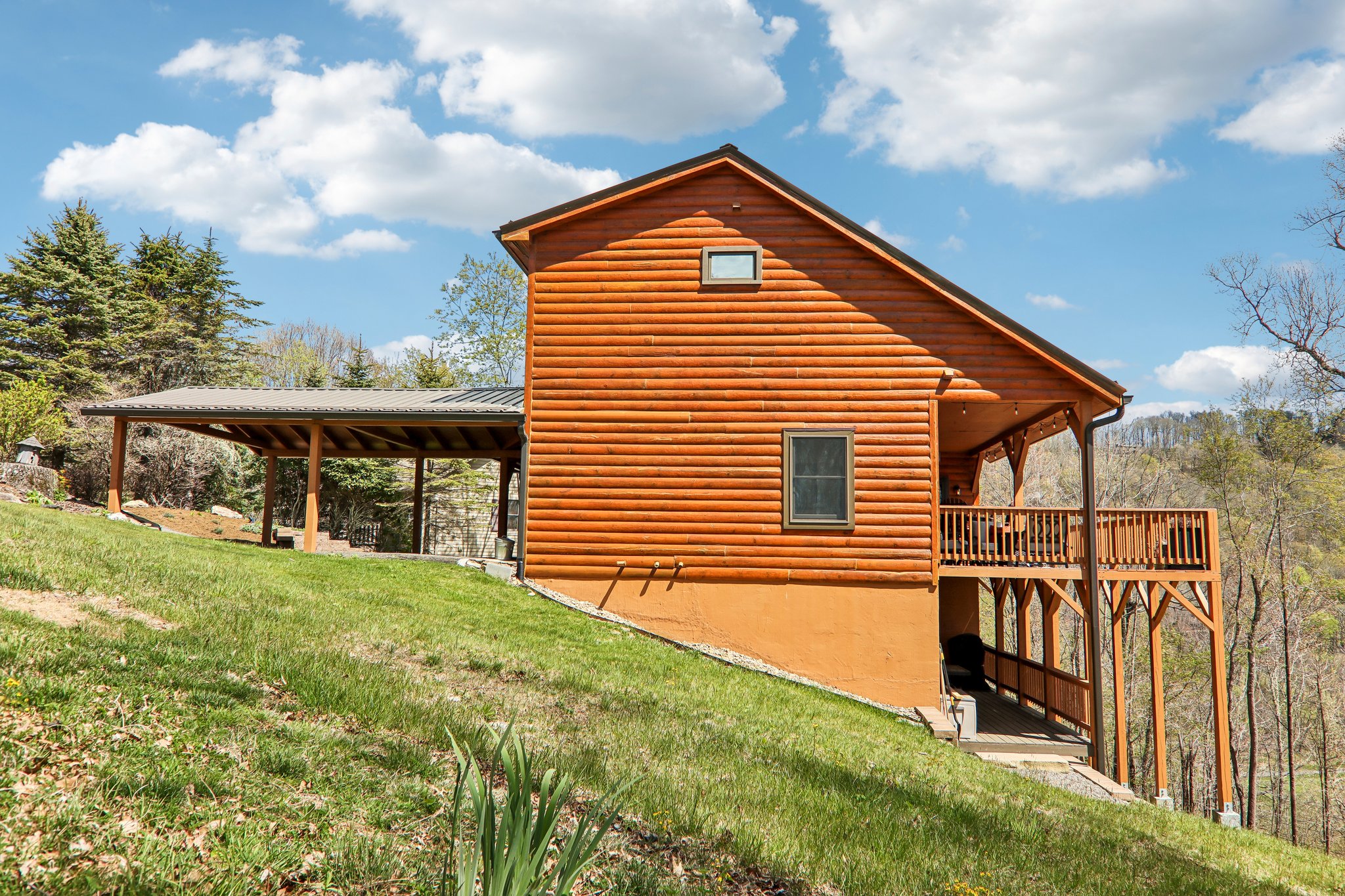 Cottage Ln-S2404-058.jpg