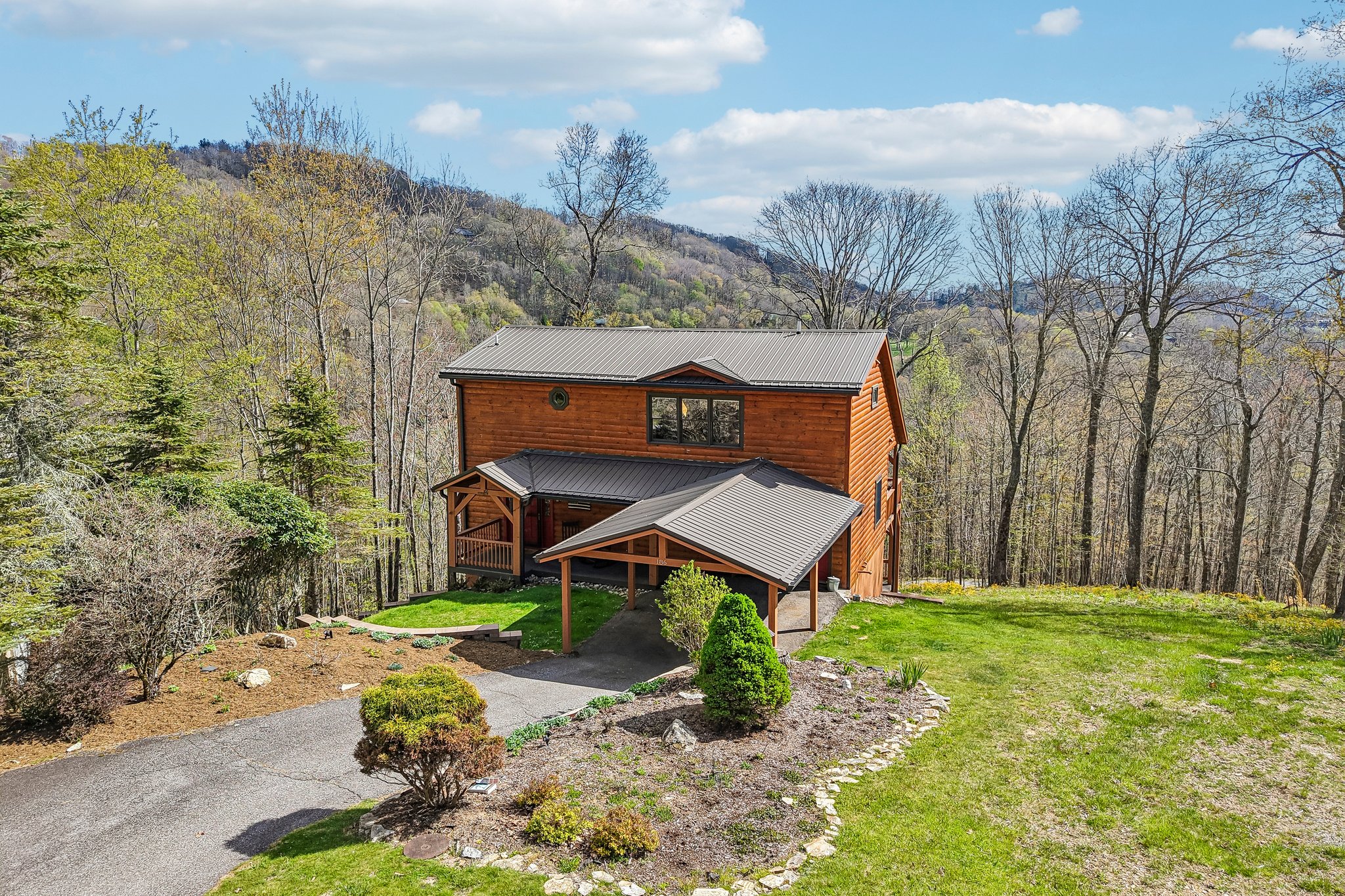 Cottage Ln-S2404-064.jpg