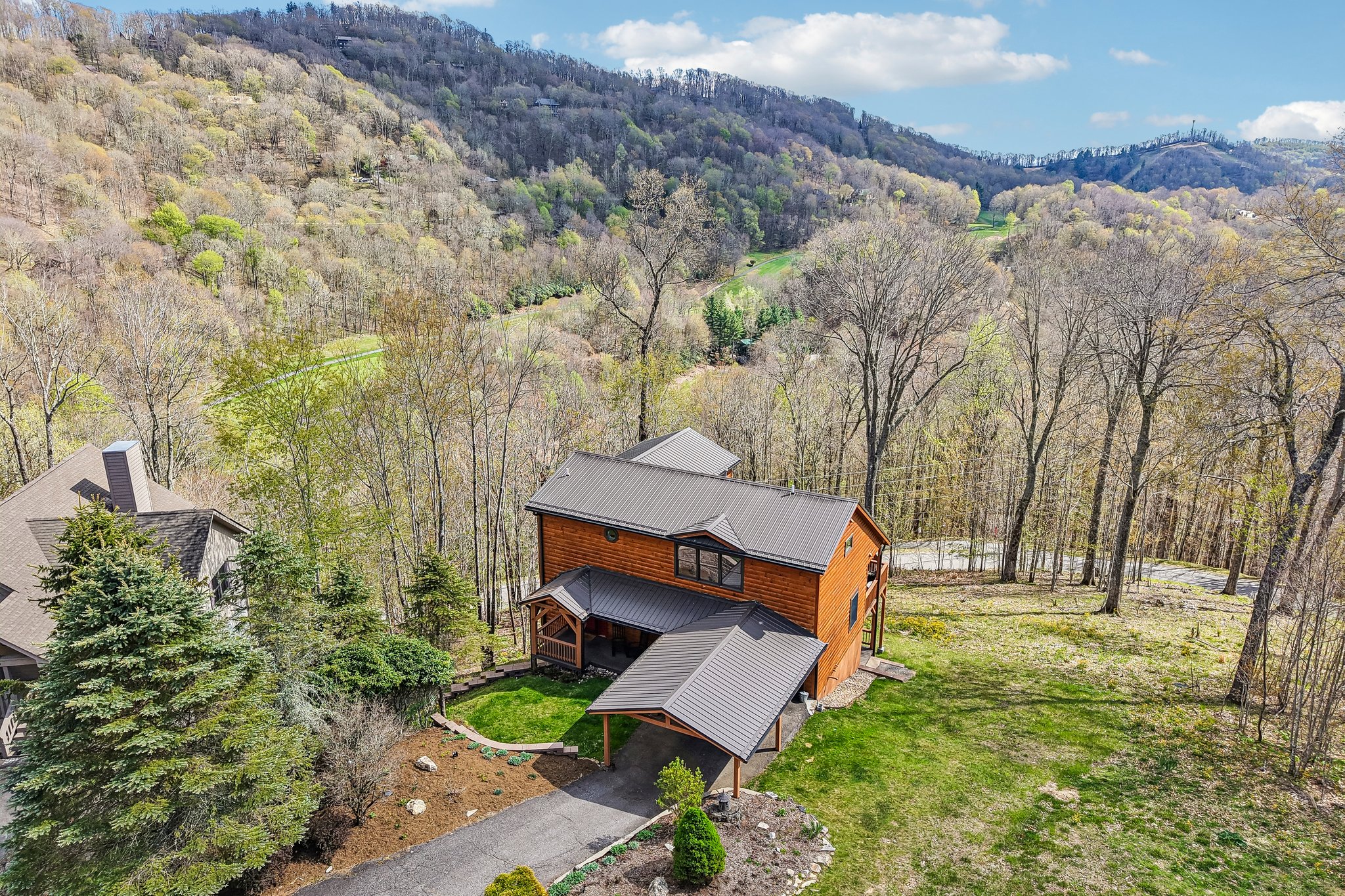 Cottage Ln-S2404-067.jpg