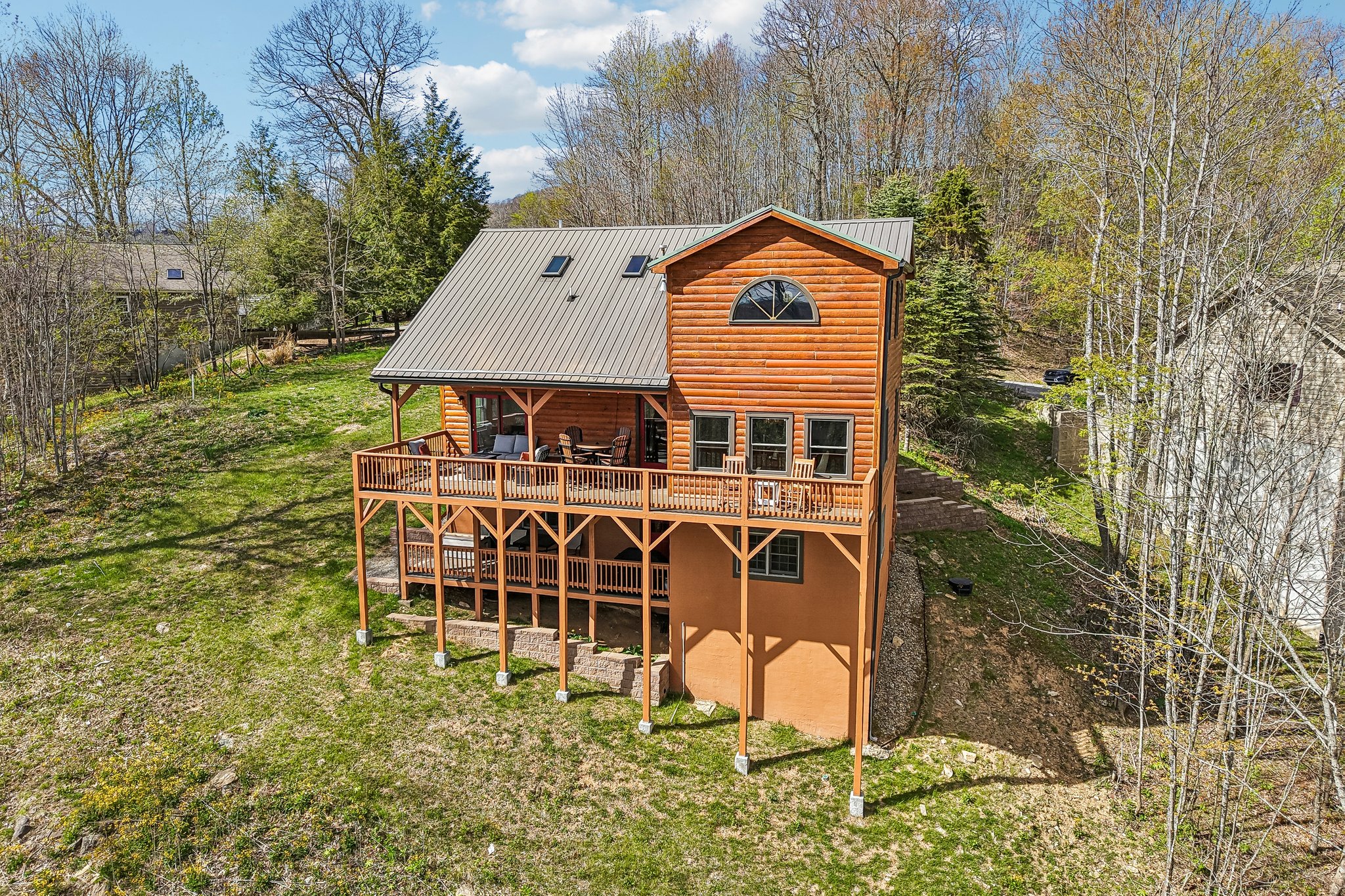 Cottage Ln-S2404-078.jpg