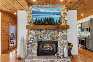 Cottage Ln-S2404-012.jpg