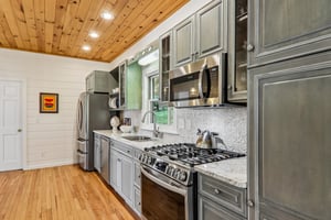 Cottage Ln-S2404-022.jpg