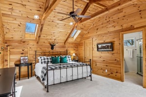 Cottage Ln-S2404-038.jpg