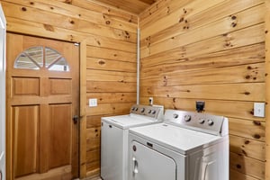 Cottage Ln-S2404-047.jpg