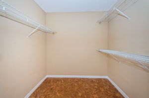 Bedroom3 Walk-in Closet