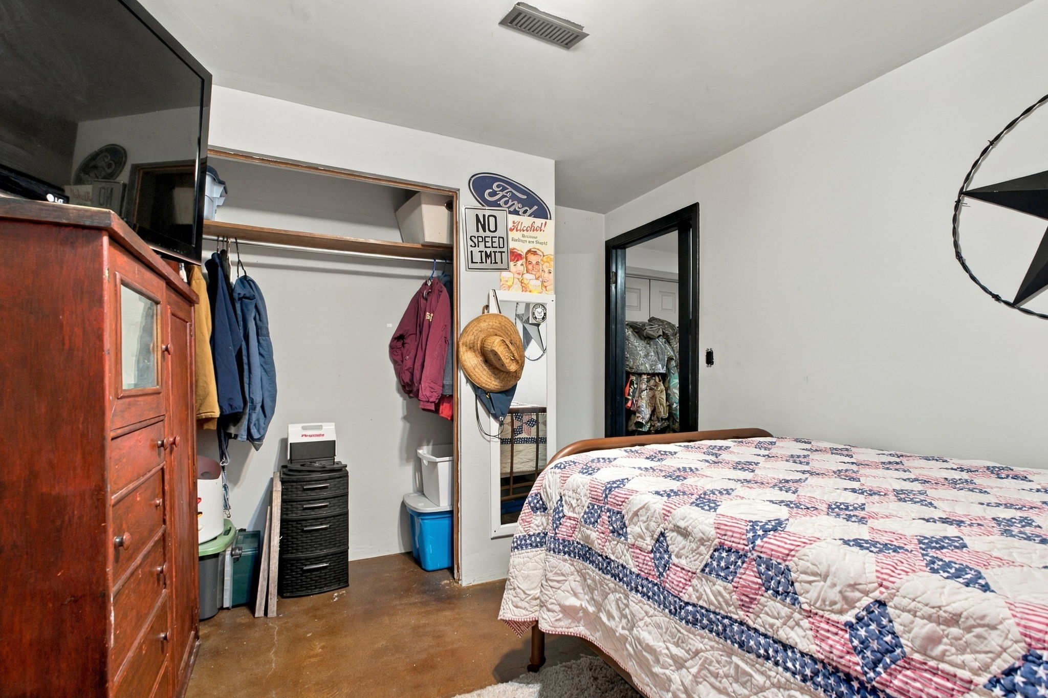  Photo 43