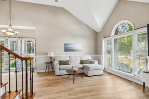 212233-228489 - 186 Southhaven Dr-S1007-005.jpg