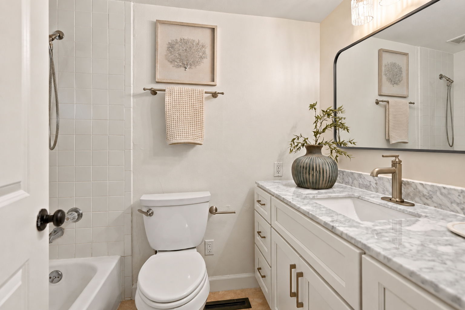 Primary bath (mirror digitally placed)
