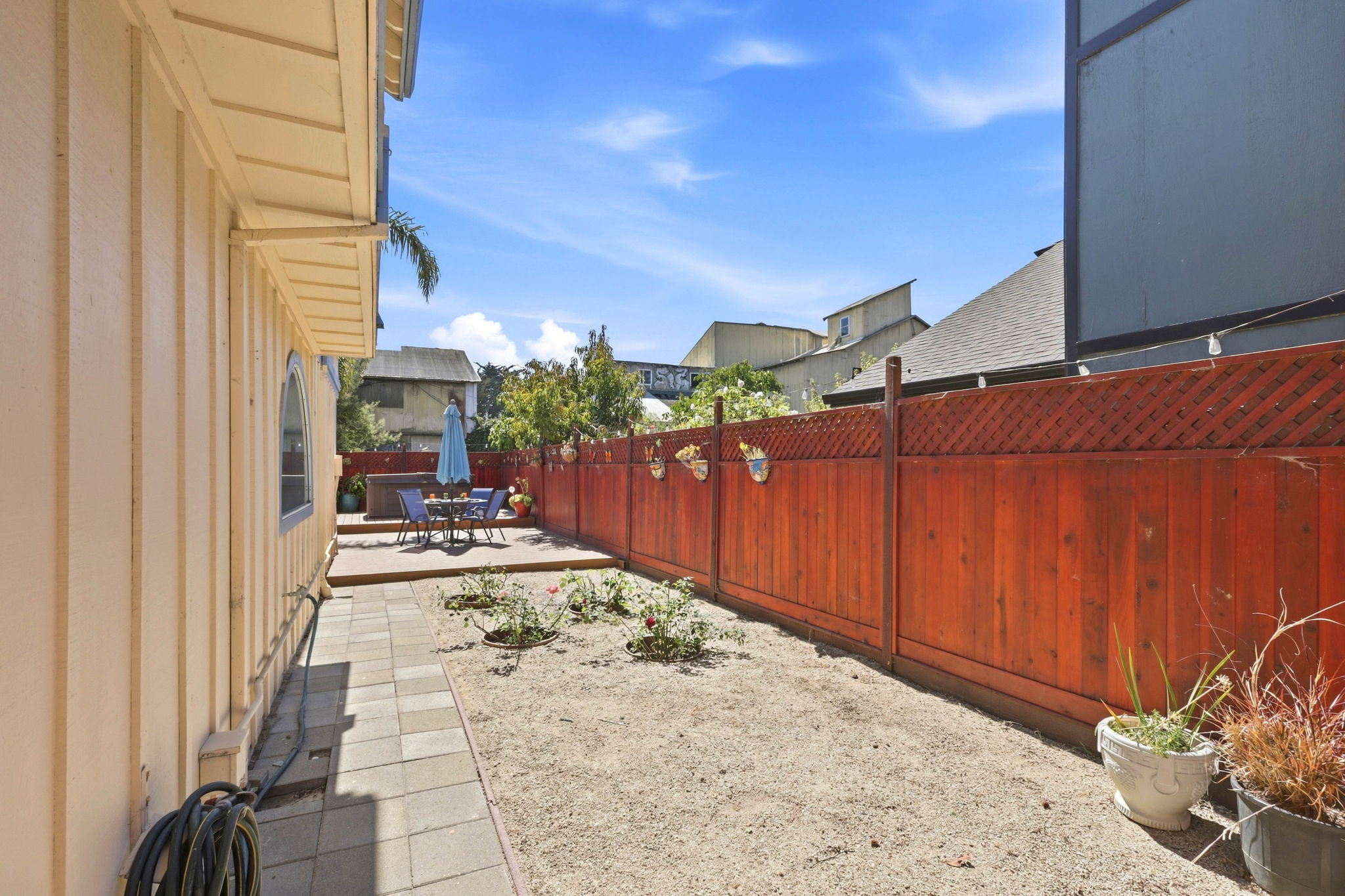 056_F8_1860 Cisco Ln