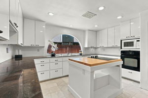 013_F8_1860 Cisco Ln