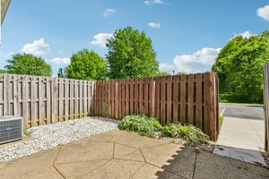 Higby Dr B-S2205-034.jpg