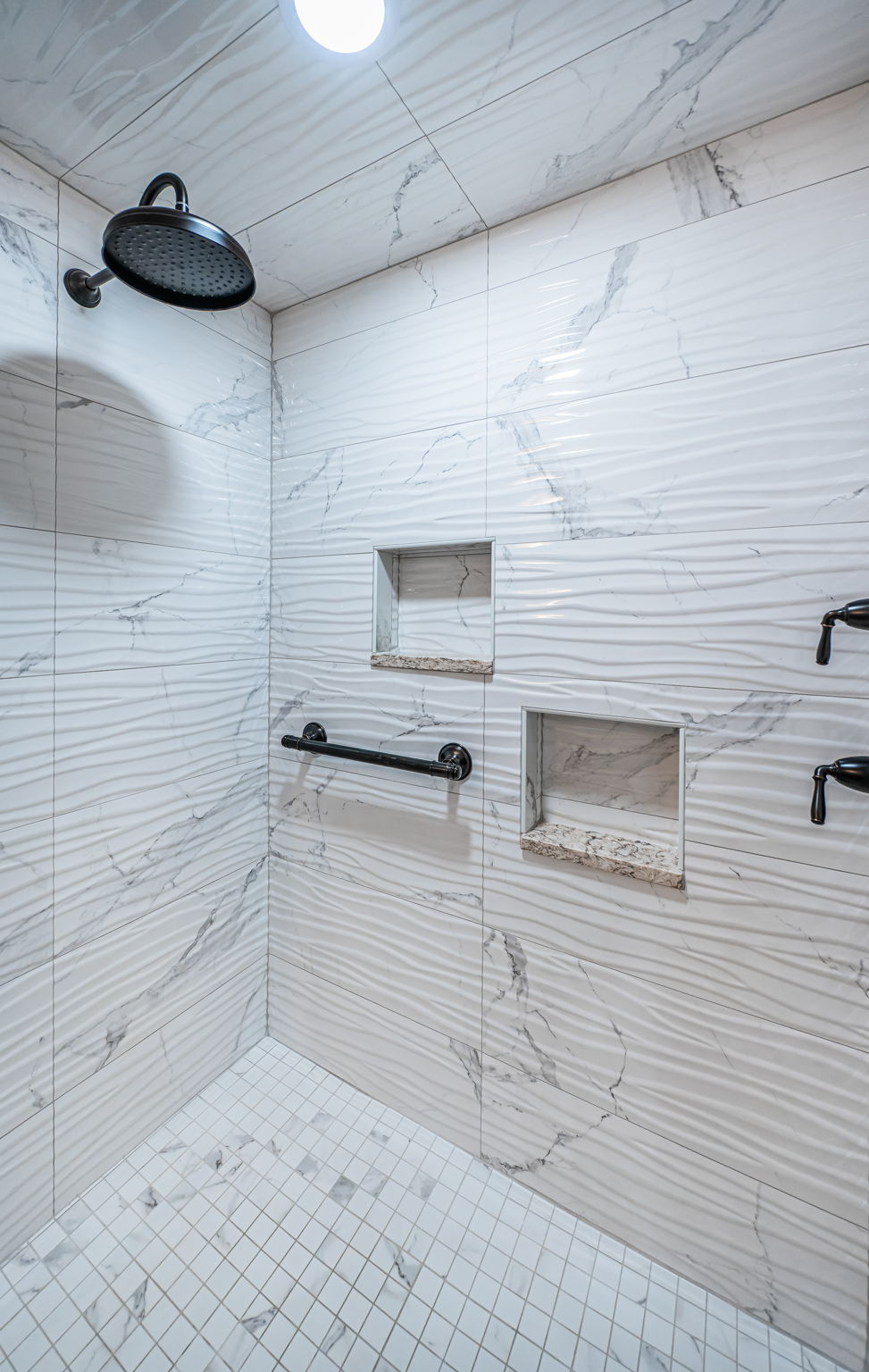 Master Bathroom10d