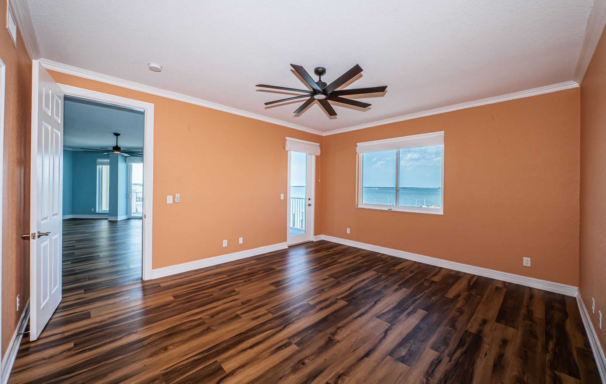 Master Bedroom10c