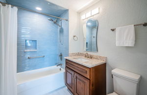 Guest Bathroom10