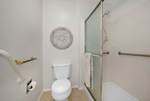  Photo 31