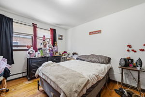 1860 W State St 1_010