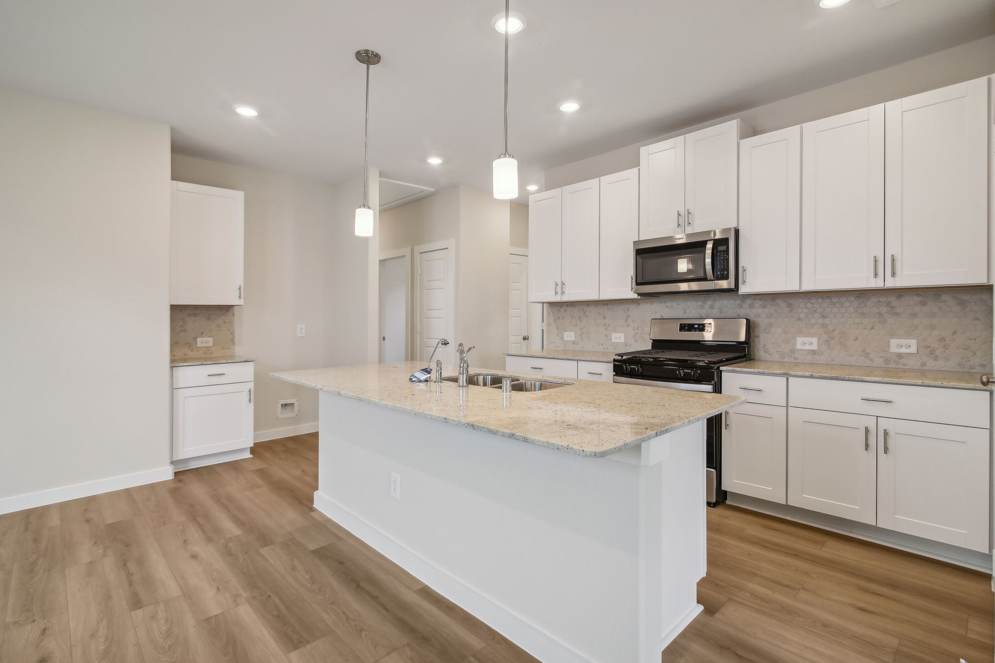 Sundance Ranch - 18606 Etta Pines Circle, Crosby, TX 77532 - 010