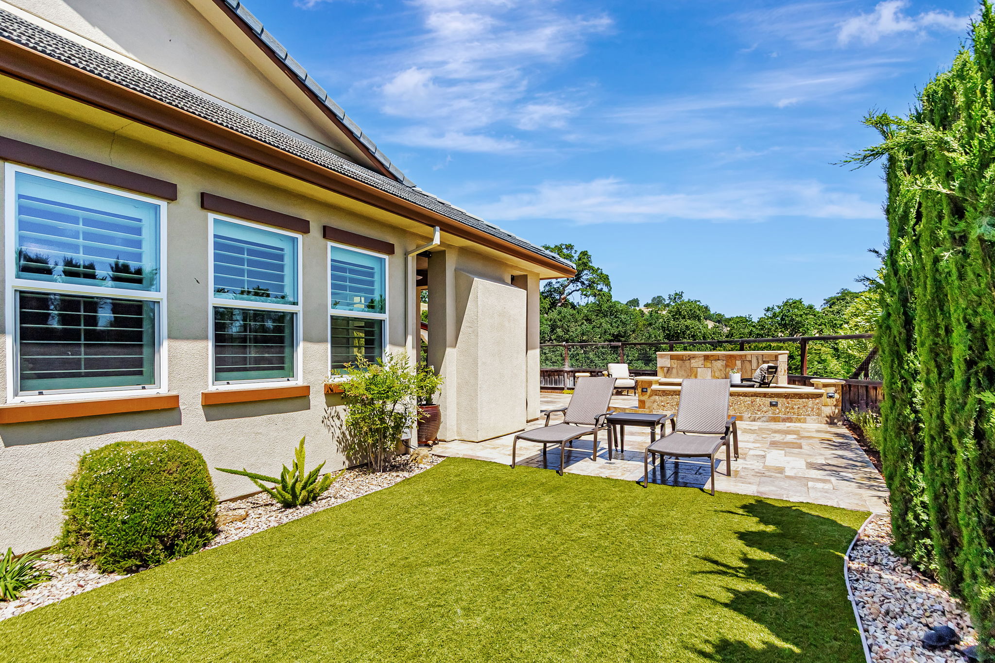 054_ 1861 Carob Ct