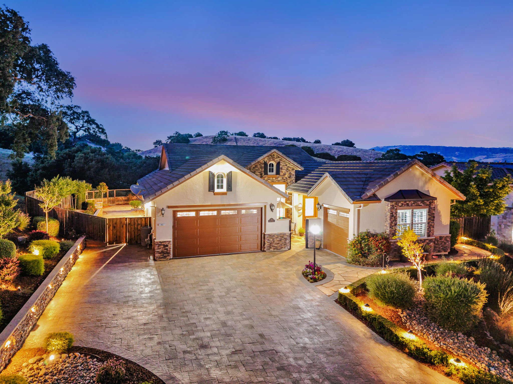 046_AERIAL_ 1861 Carob Ct_
