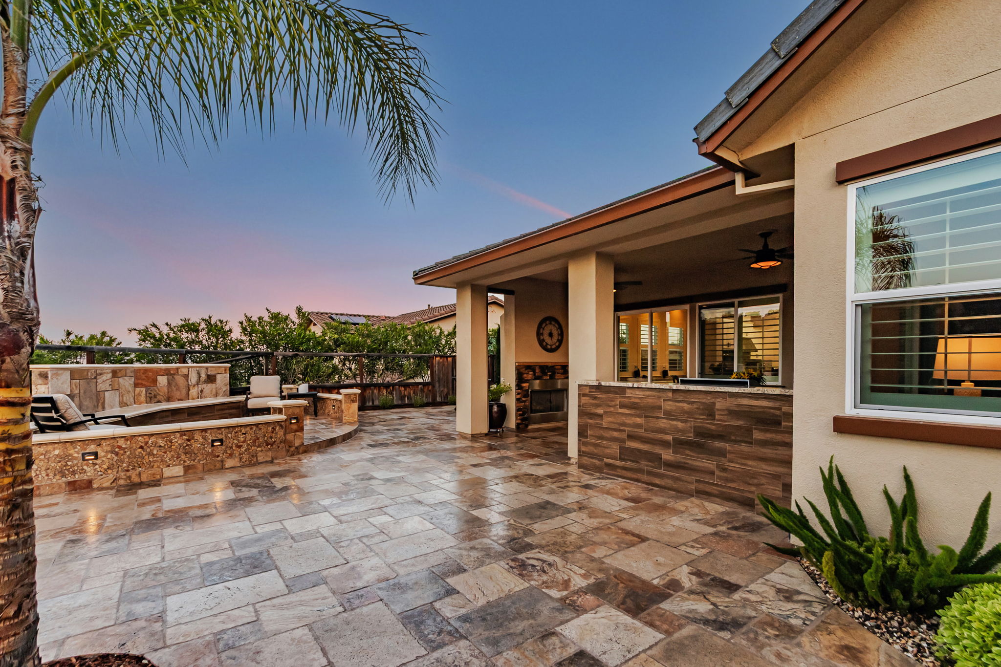004_TWILIGHT_ 1861 Carob Ct _