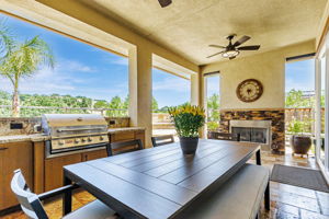 049_ 1861 Carob Ct