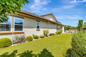 052_ 1861 Carob Ct