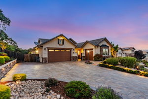 009_TWILIGHT_ 1861 Carob Ct _