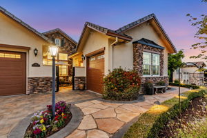 011_TWILIGHT_ 1861 Carob Ct _